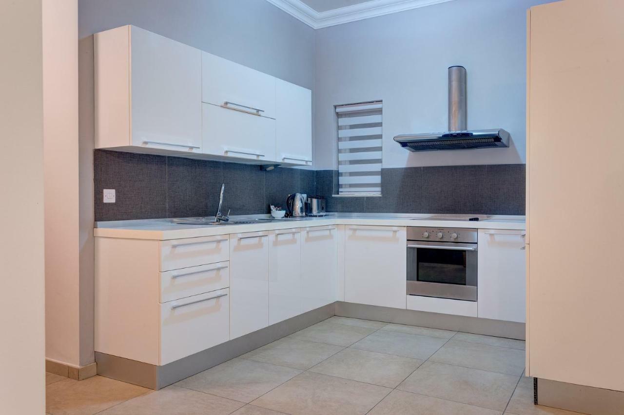 Gorgeous Apartment With Terrace In Fort Cambridge, Pool Sliema Extérieur photo