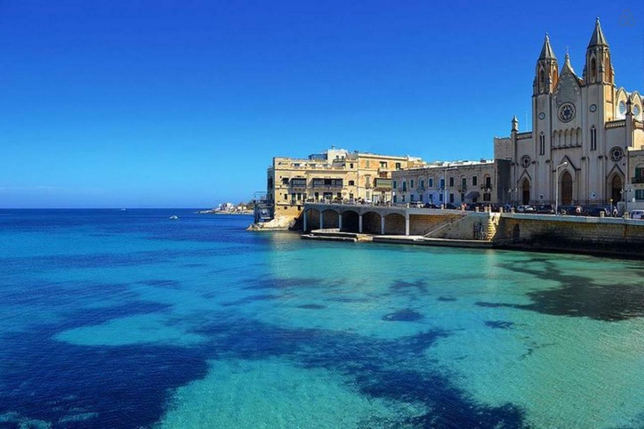 Gorgeous Apartment With Terrace In Fort Cambridge, Pool Sliema Extérieur photo